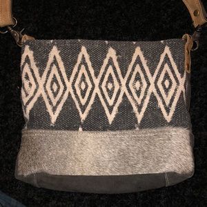 BRAND NEW MYRA SATCHEL